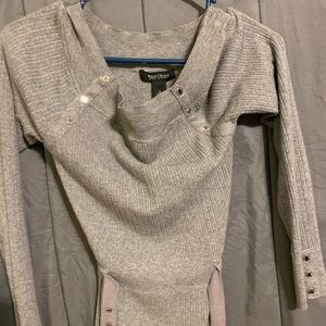 White House black gray sweater